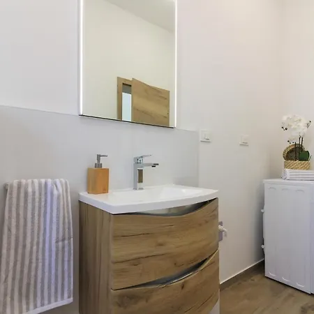New Modern Luxury Near The With Sea View, Pool, Sauna , Bbq And Playground By Wiibuk Vila *