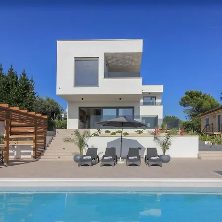 New Modern Luxury Near The With Sea View, Pool, Sauna , Bbq And Playground By Wiibuk * Pomer