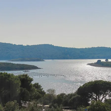 New Modern Luxury Near The With Sea View, Pool, Sauna , Bbq And Playground By Wiibuk