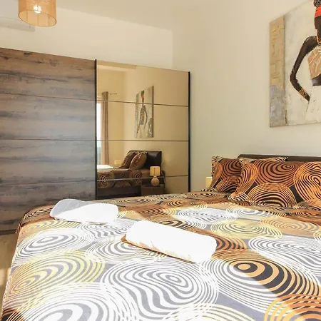 New Modern Luxury Near The With Sea View, Pool, Sauna , Bbq And Playground By Wiibuk Pomer