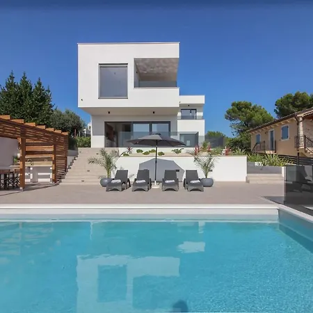 New Modern Luxury Near The With Sea View, Pool, Sauna , Bbq And Playground By Wiibuk *