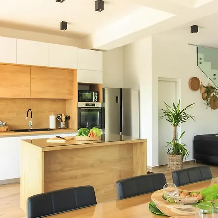 New Modern Luxury Near The With Sea View, Pool, Sauna , Bbq And Playground By Wiibuk Vila