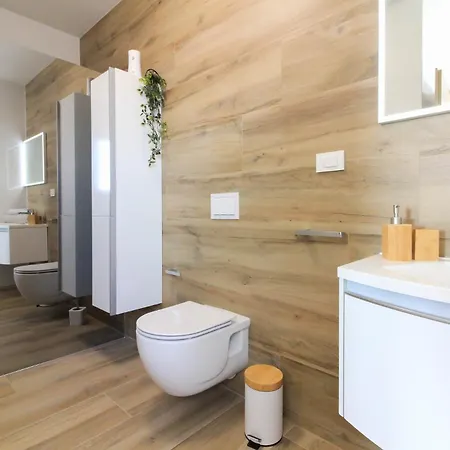 Villa New Modern Luxury Near The With Sea View, Pool, Sauna , Bbq And Playground By Wiibuk Pomer