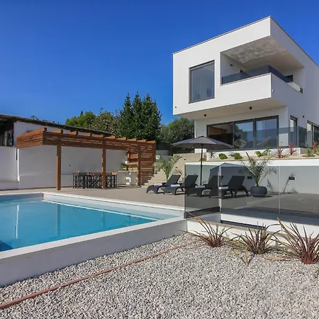 New Modern Luxury Near The With Sea View, Pool, Sauna , Bbq And Playground By Wiibuk Vila *