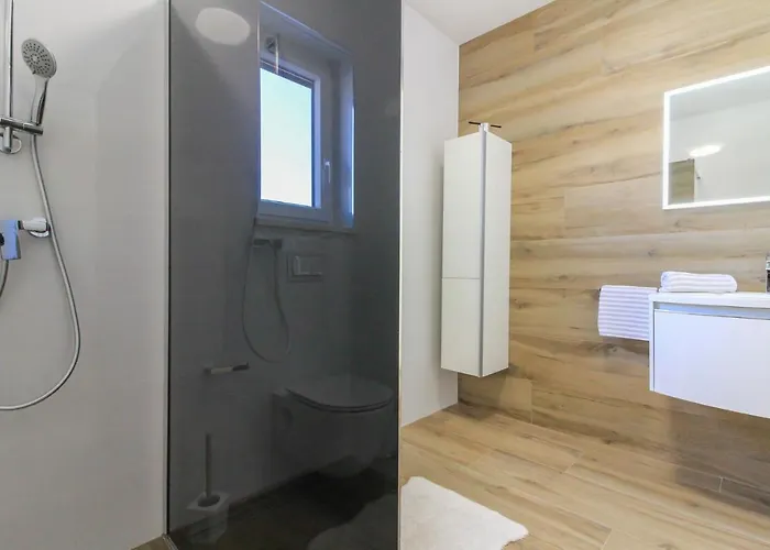 New Modern Luxury Near The With Sea View, Pool, Sauna , Bbq And Playground By Wiibuk Villa