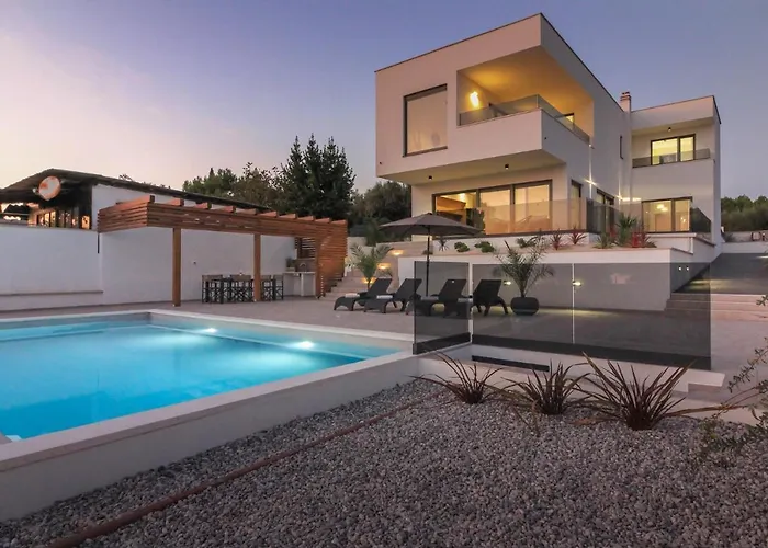 New Modern Luxury Near The With Sea View, Pool, Sauna , Bbq And Playground By Wiibuk Villa *