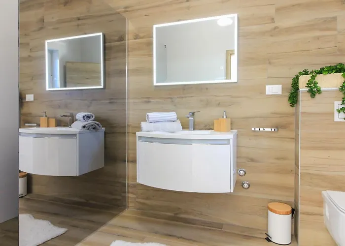 New Modern Luxury Near The With Sea View, Pool, Sauna , Bbq And Playground By Wiibuk Villa Pomer