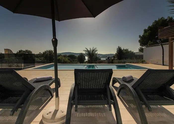 Villa New Modern Luxury Near The With Sea View, Pool, Sauna , Bbq And Playground By Wiibuk