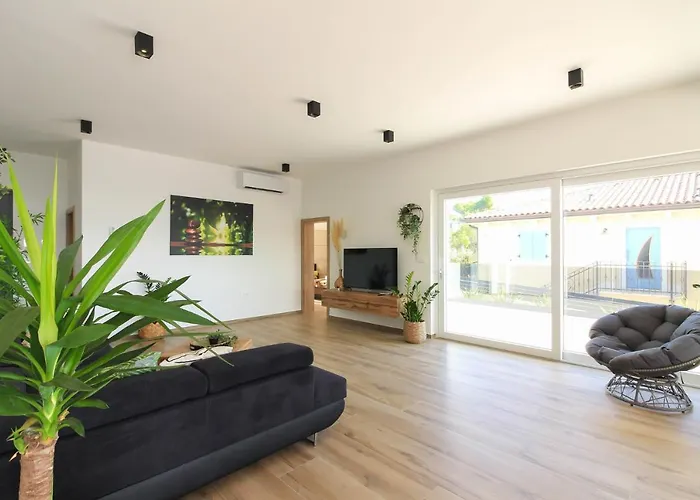 Villa New Modern Luxury Near The With Sea View, Pool, Sauna , Bbq And Playground By Wiibuk Pomer