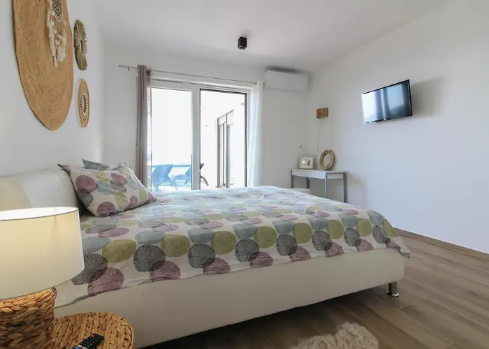 Villa New Modern Luxury Near The With Sea View, Pool, Sauna , Bbq And Playground By Wiibuk Pomer