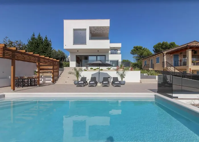 New Modern Luxury Near The With Sea View, Pool, Sauna , Bbq And Playground By Wiibuk *